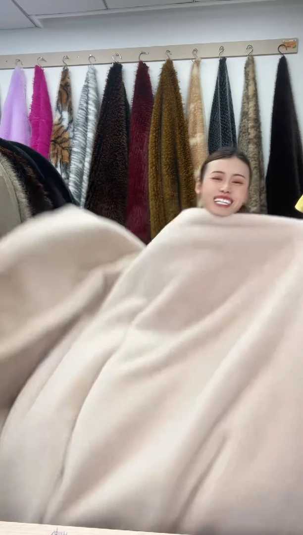 狐狸毛B36尺寸1.9*2