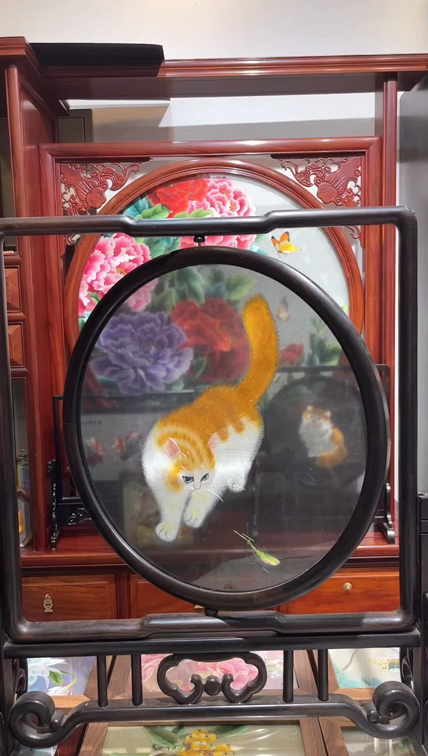 织绣双色双面异色30寸猫咪苏绣摆台