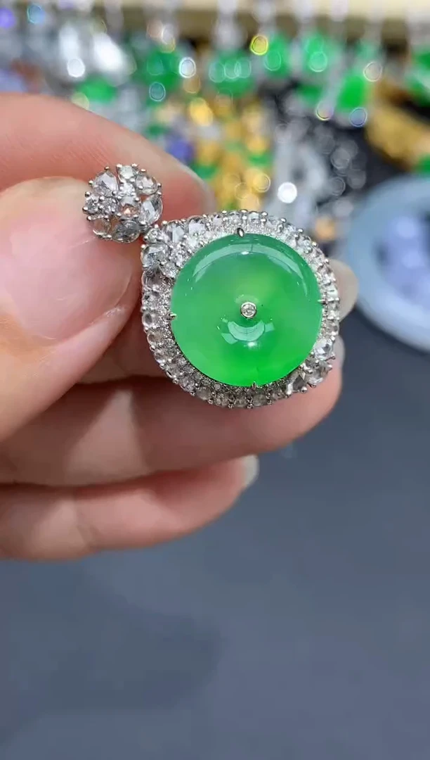 翡翠18K金镶嵌吊坠(不含链)655-春日珠宝