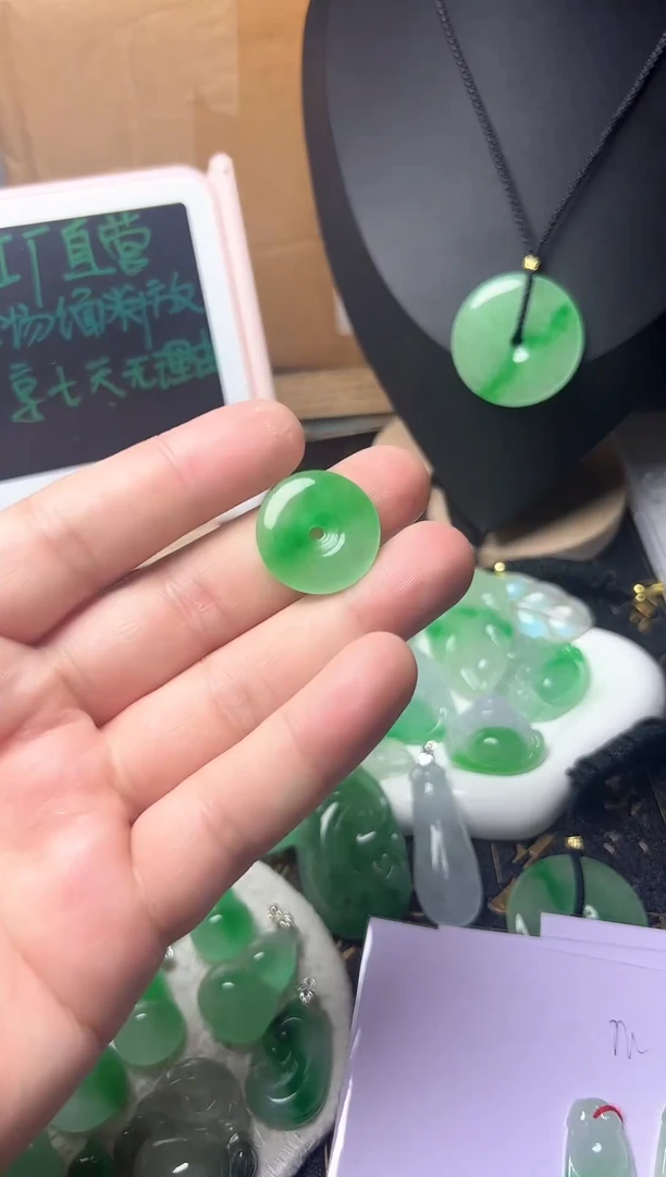 颈饰未镶嵌翡翠所见即所得，一图一物
