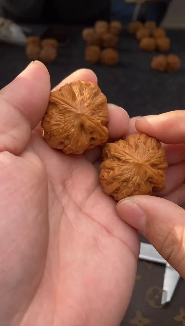 把件文玩核桃B252号39尺铁锤