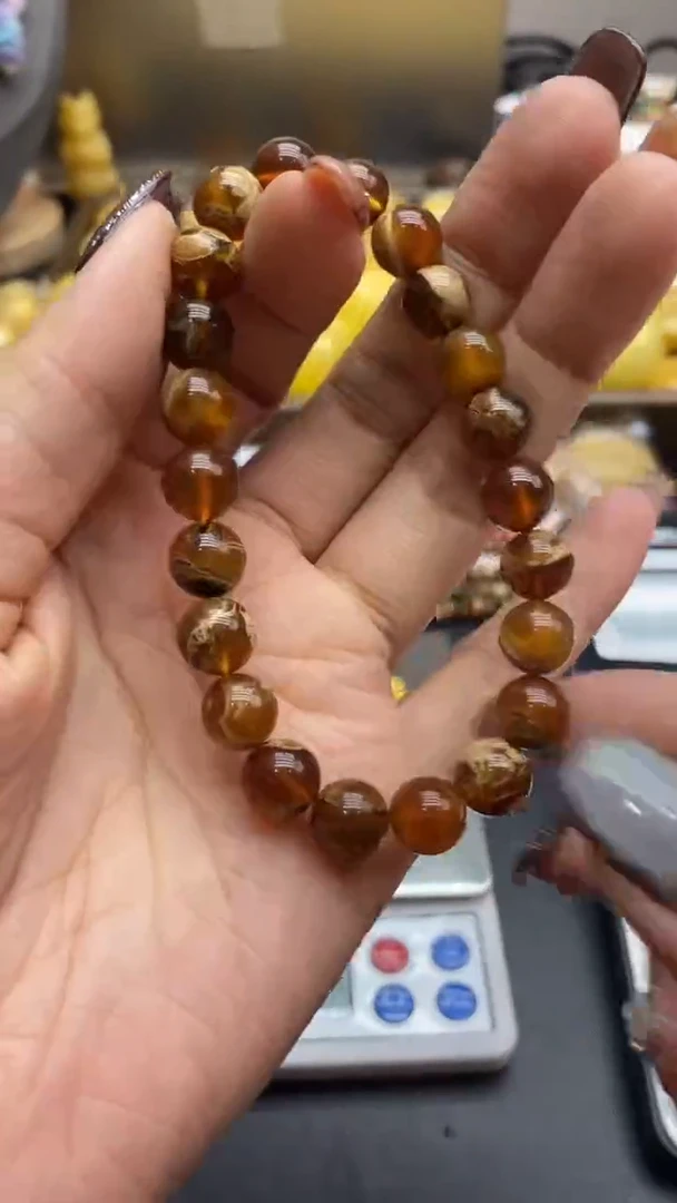 琥珀未镶嵌珠宝奇石1367