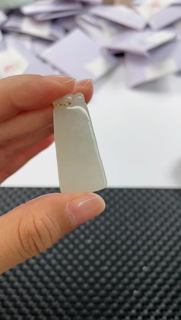 颈饰未镶嵌翡翠4527