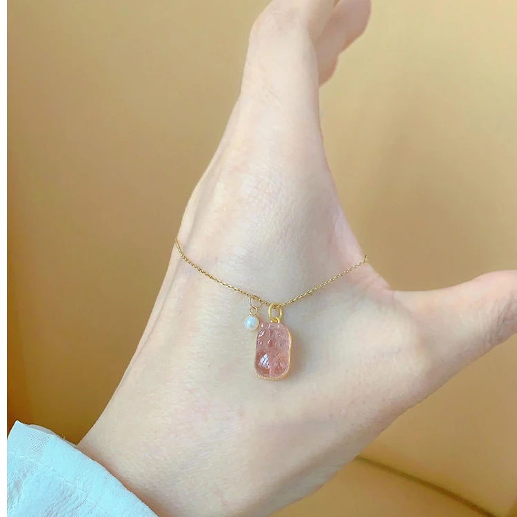 铜合金项链 粉玺色小貔貅项链女氛围感气质高级黑灰绿色圆盘合金