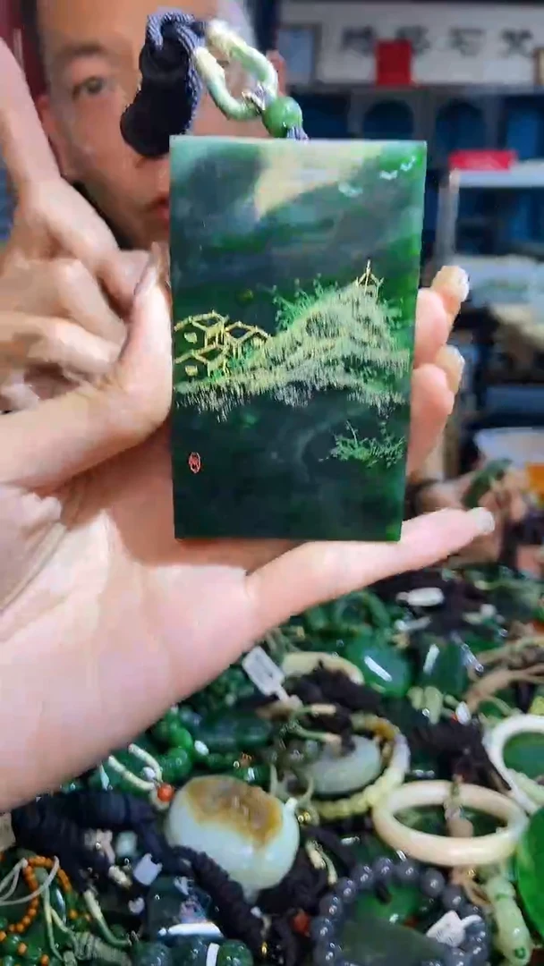 未镶嵌和田玉挂件1