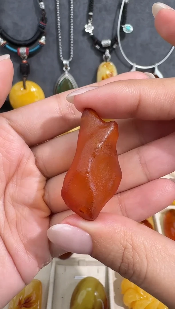 裸石琥珀未镶嵌默认手机挂
