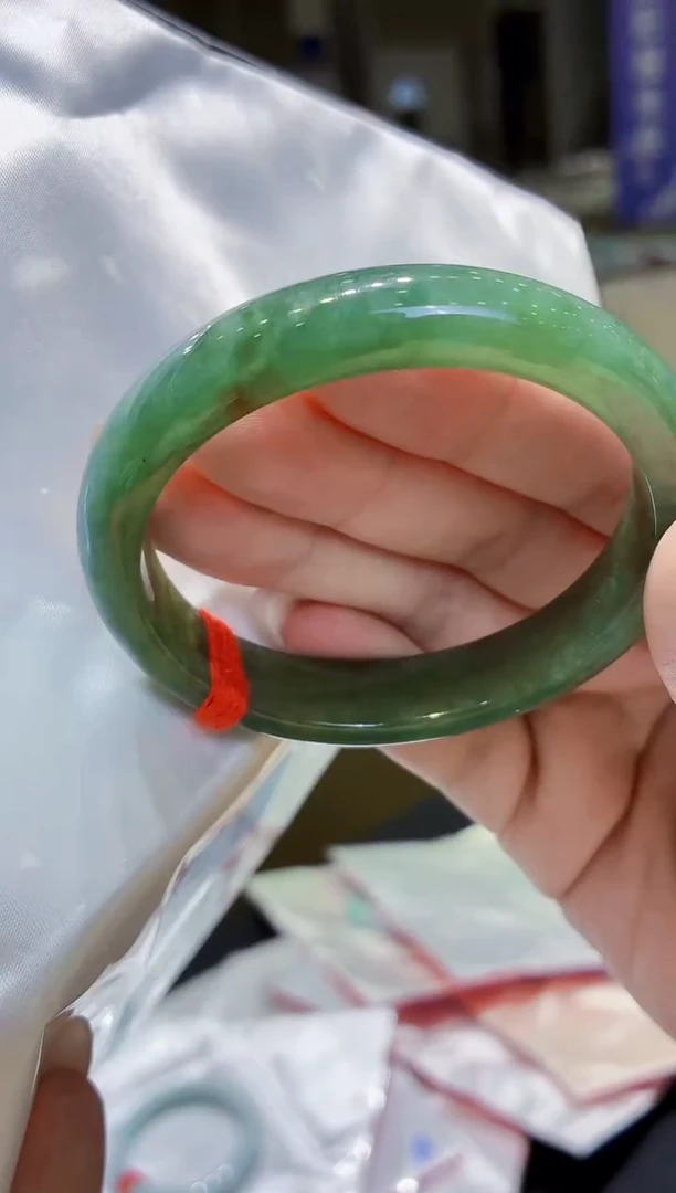 未镶嵌手镯翡翠翡翠手镯50