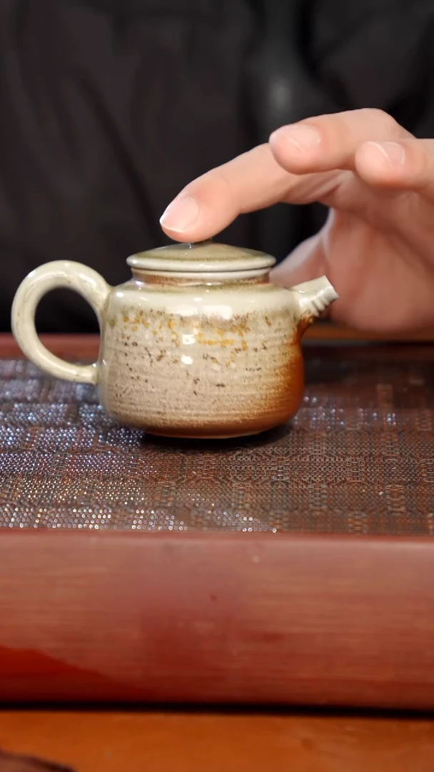 陶瓷奢瓷/瑞寅柴烧茶器（壶）550微瑕