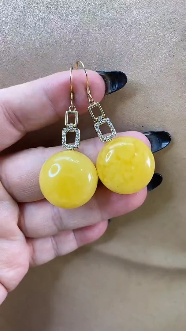 琥珀颈饰未镶嵌耳环
