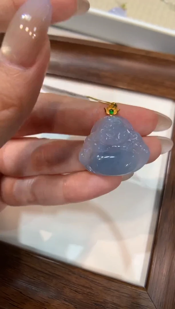 颈饰18K金镶嵌翡翠佛公