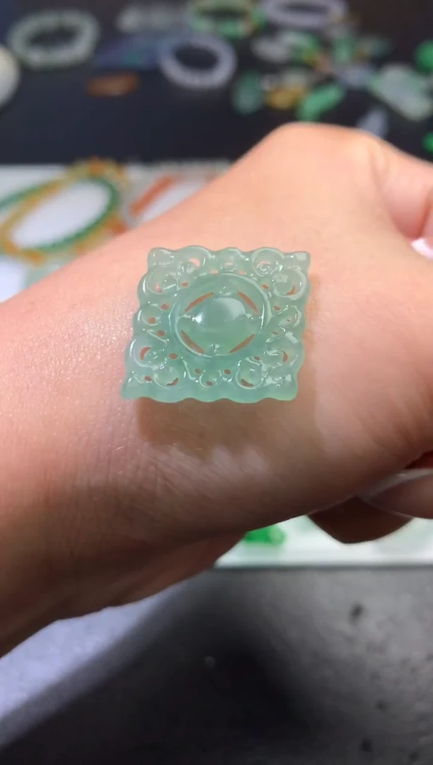 未镶嵌定制翡翠毛货 29-25-2.8