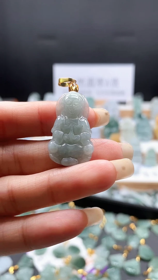 翡翠未镶嵌吊坠(不含链)104观音（福利品）