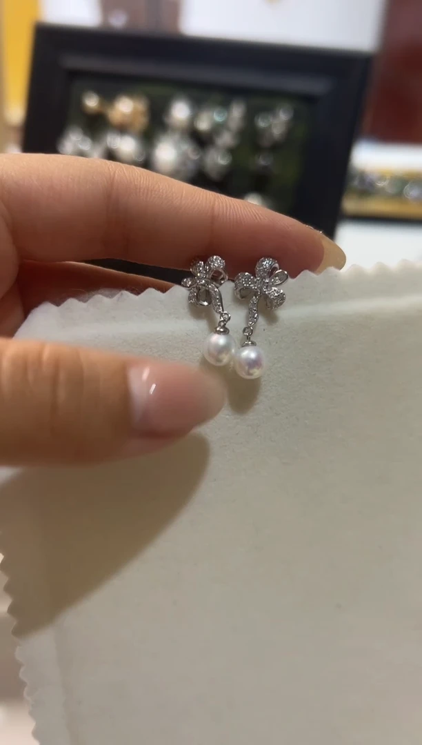 银S925镶嵌耳钉淡水珍珠11