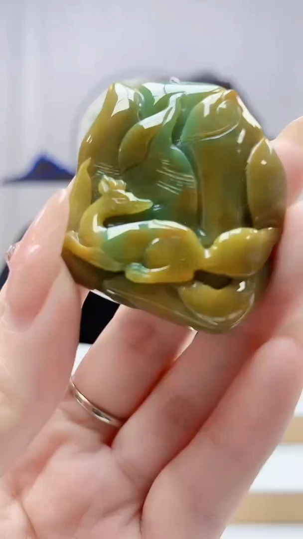 未镶嵌定制翡翠5145DD-毛货挂件50