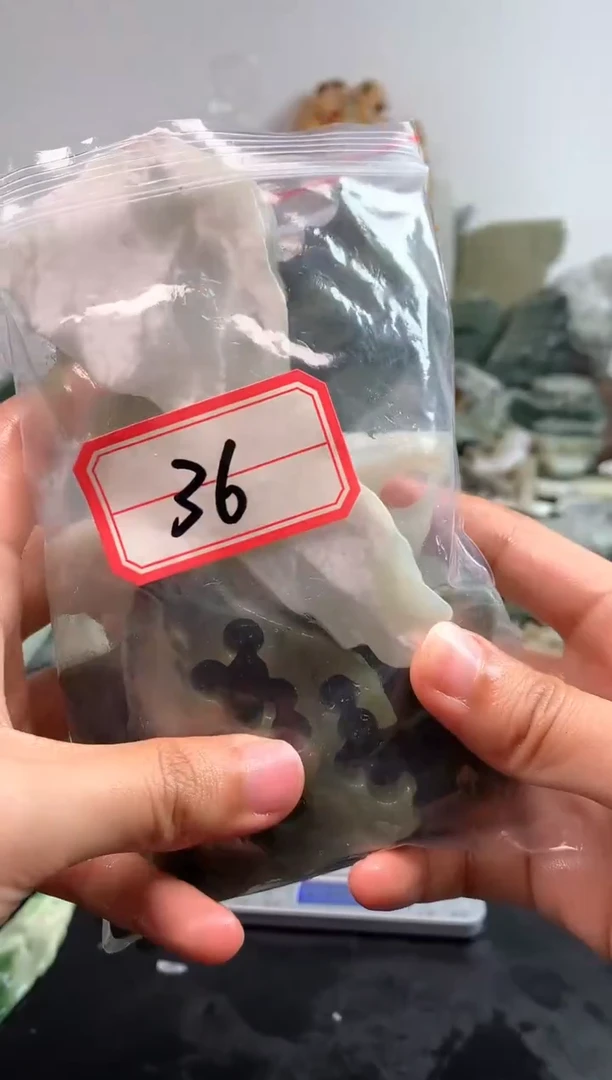 未镶嵌和田玉摆件36