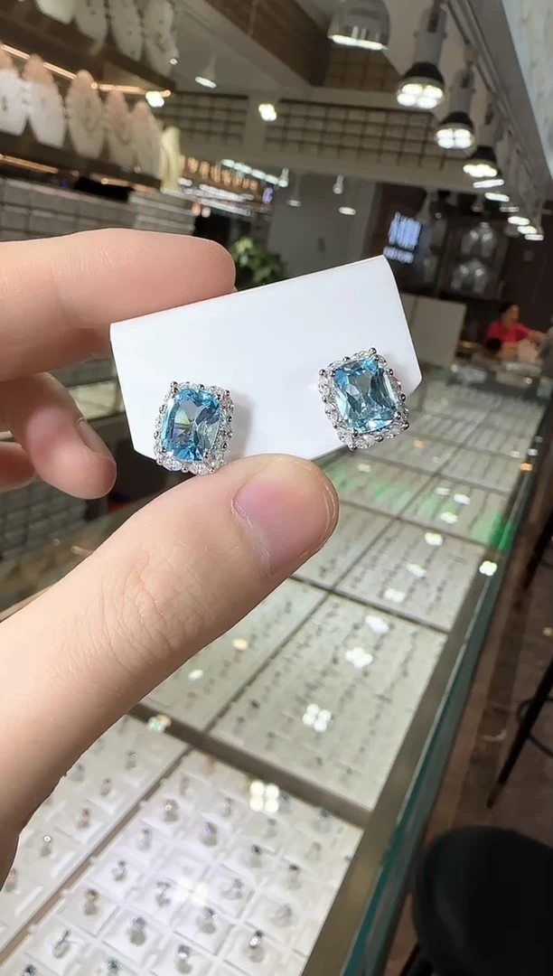 银S925镶嵌托帕石耳饰10*8mm耳钉