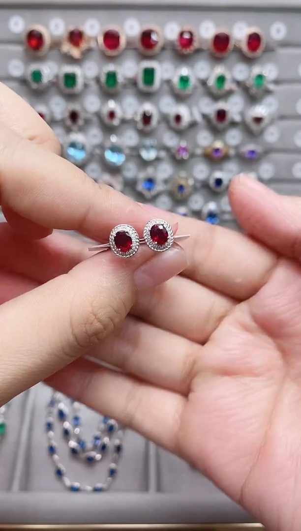 【闪购商品】红宝石18K金耳饰18K金镶嵌·