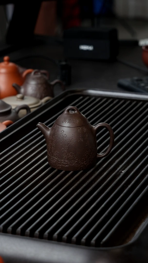 茶壶紫砂紫泥秦权半手100刻梅花