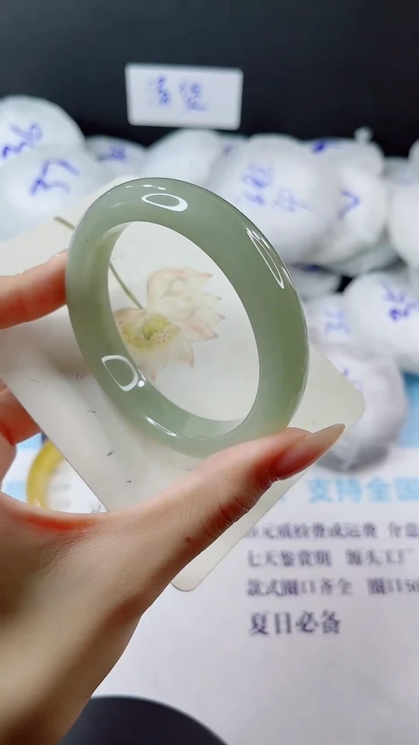 未镶嵌手镯石英质玉多样性发货V461