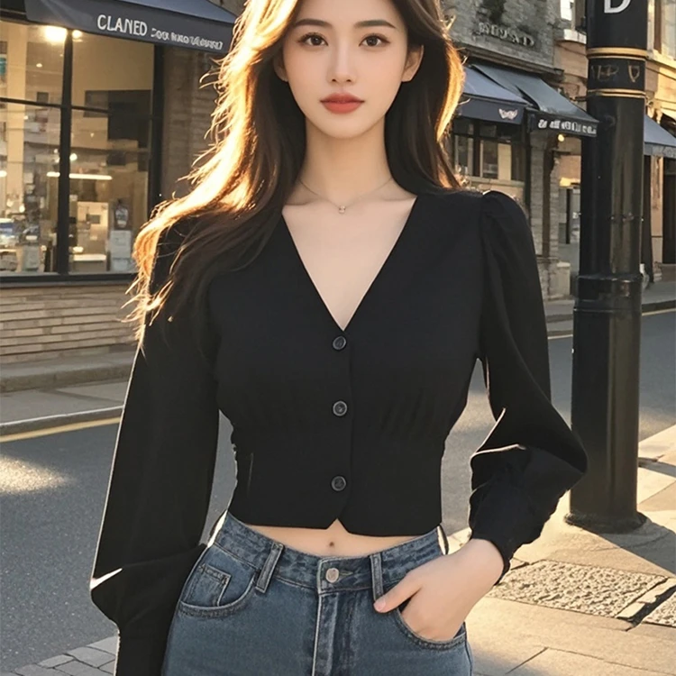 高级感黑色V领长袖衬衫女春秋设计感独特别致收腰显瘦短款上衣潮