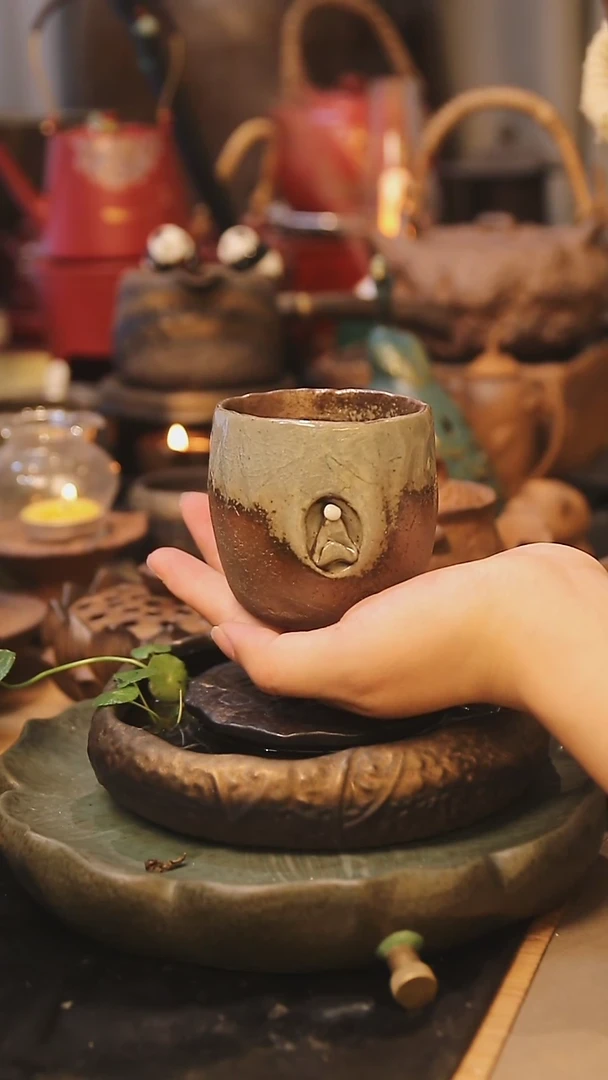 其他茶杯1个，不含壶承