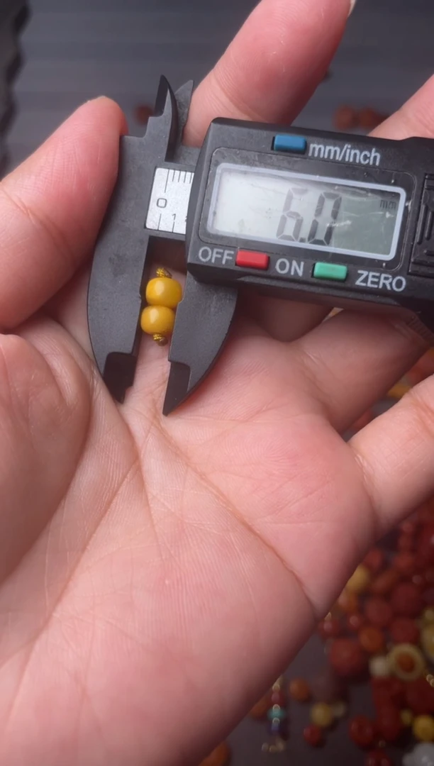 未镶嵌琥珀裸石6老蜡老型