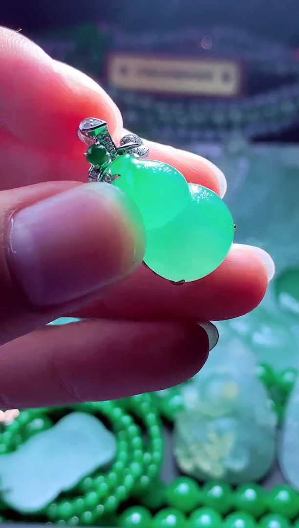 未镶嵌定制翡翠崔*#翡翠毛货定制