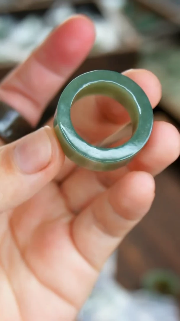 和田玉未镶嵌颈饰005    20.5圈口