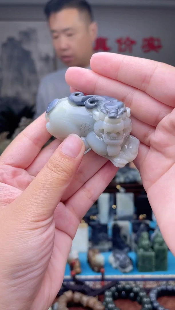 未镶嵌和田玉挂件1