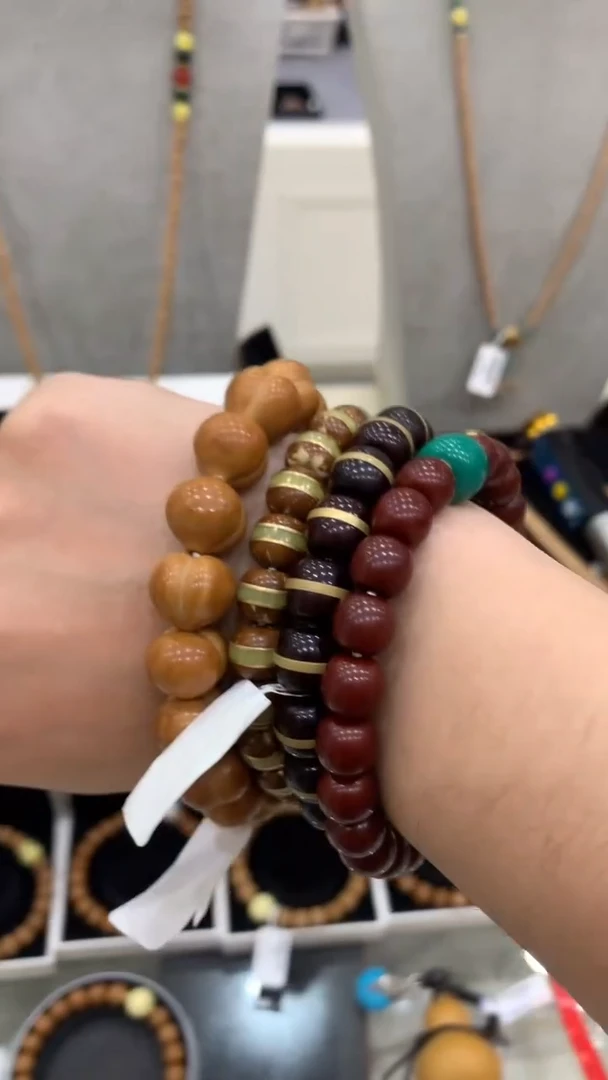 手串猴头核桃断*离猴头雕刻龙岩屁桃