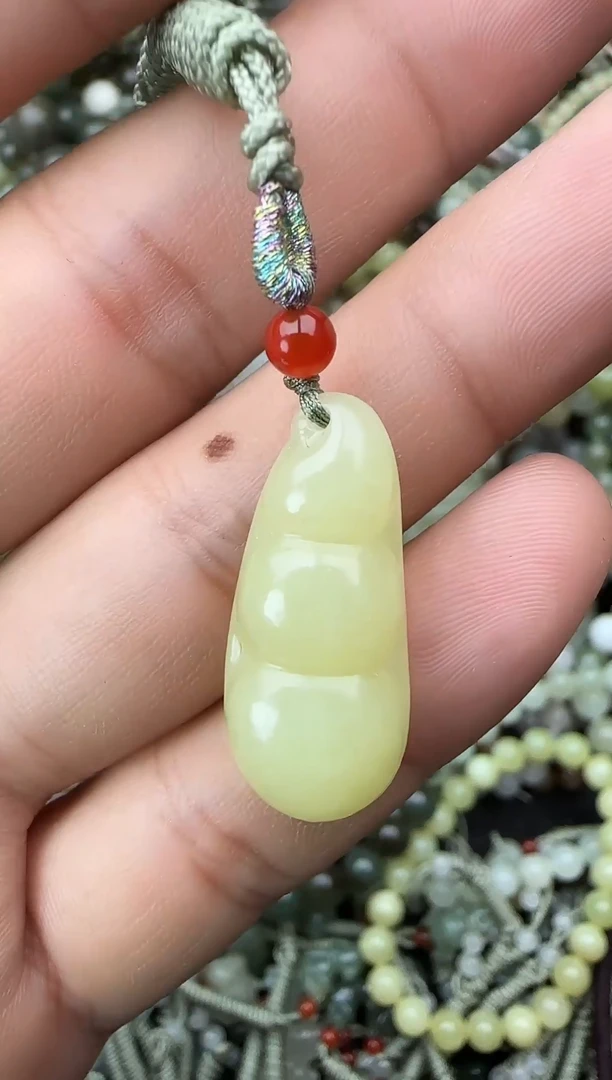 颈饰未镶嵌和田玉拍一发一