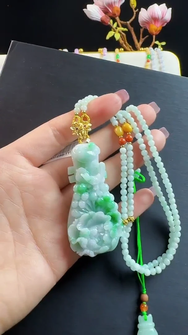 颈饰未镶嵌翡翠翡翠琵琶吊坠