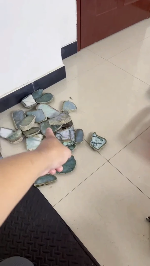 【闪购商品】翡翠颈饰未镶嵌2号多样性发其一个