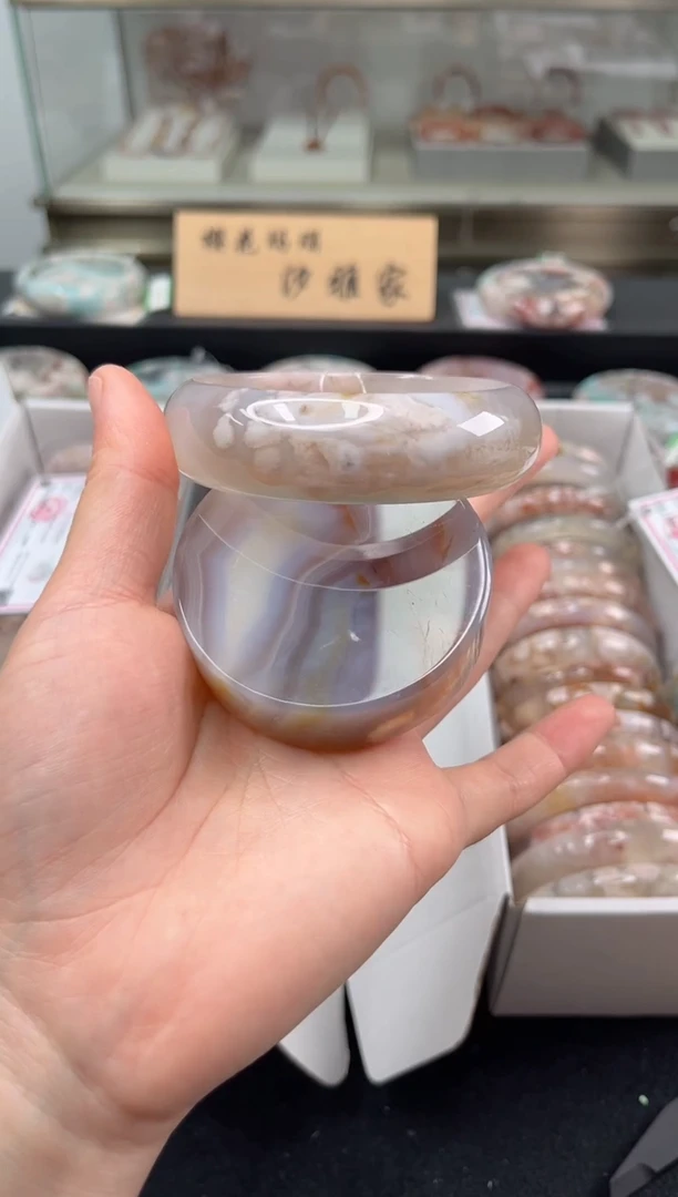 未镶嵌手镯石英质玉63圈口（赠品镯心）3910009