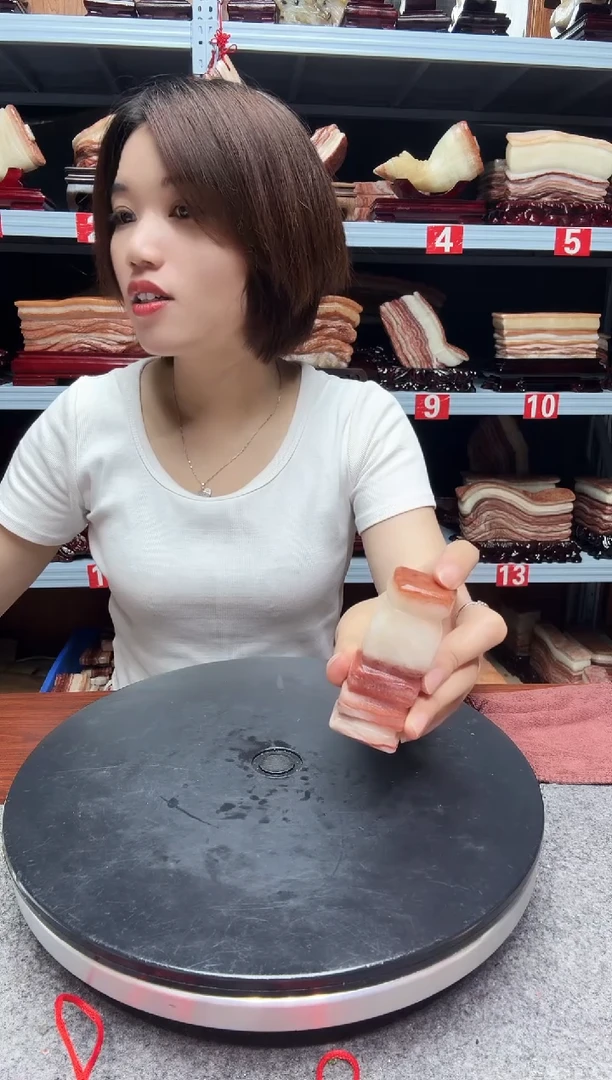 石材然****愁广西猪肉石150