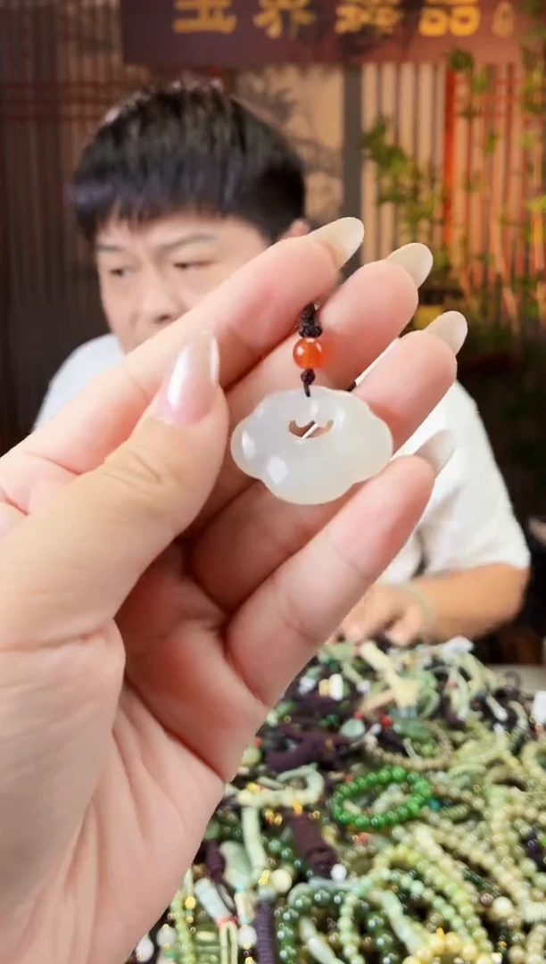 颈饰未镶嵌和田玉多样性发货拍一发一