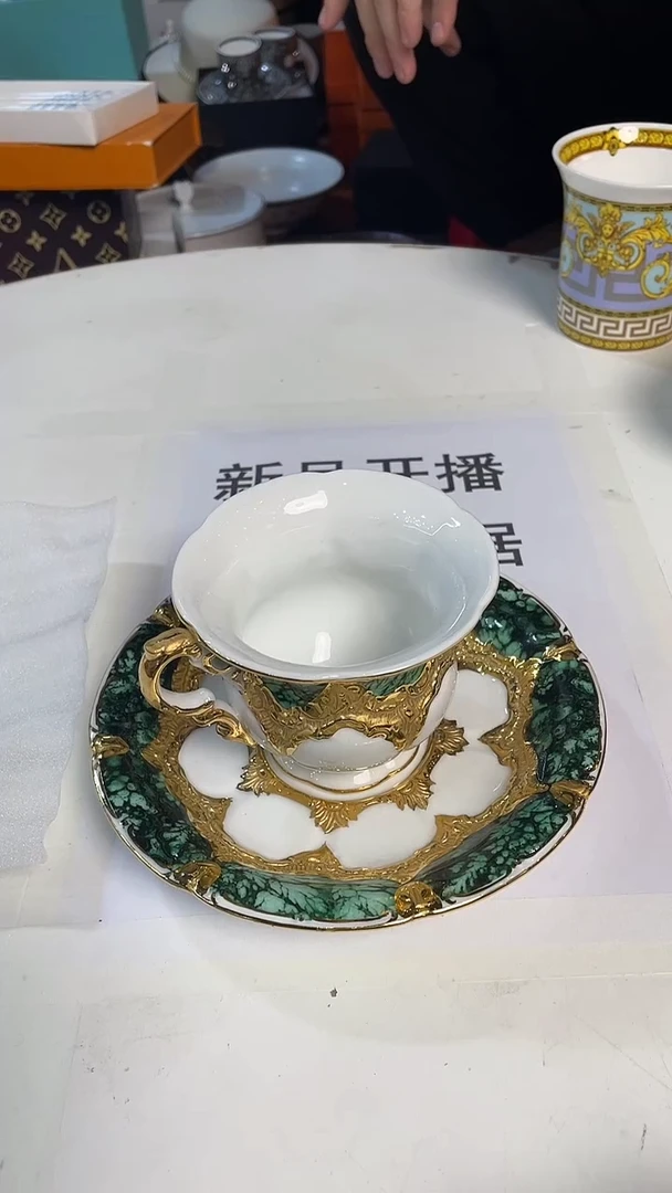 杯鸿辉家品牌瓷器，京东包邮！