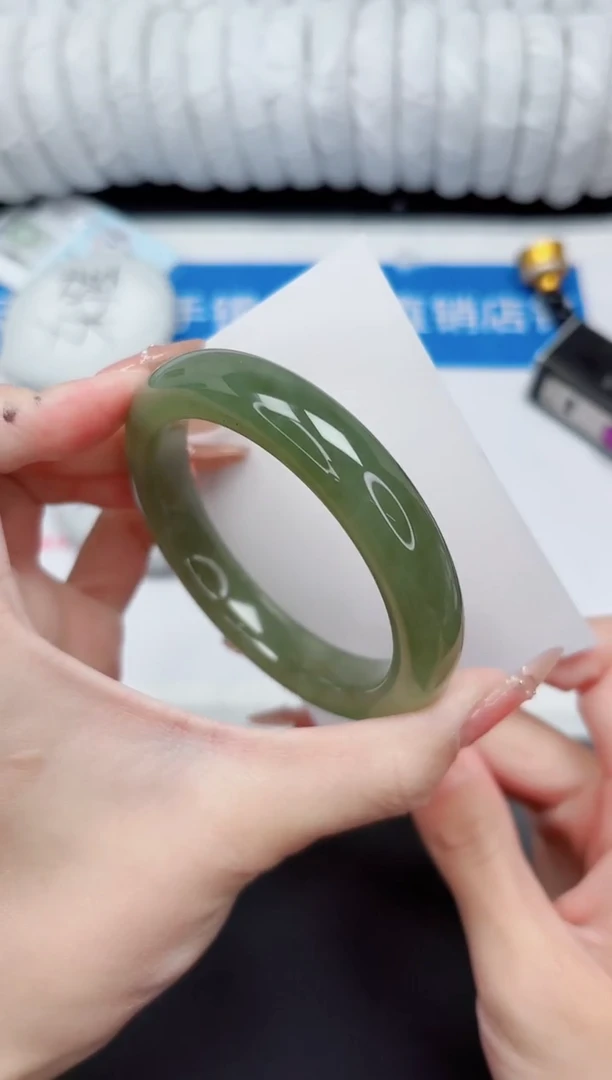 未镶嵌手镯和田玉182-59.3QS5