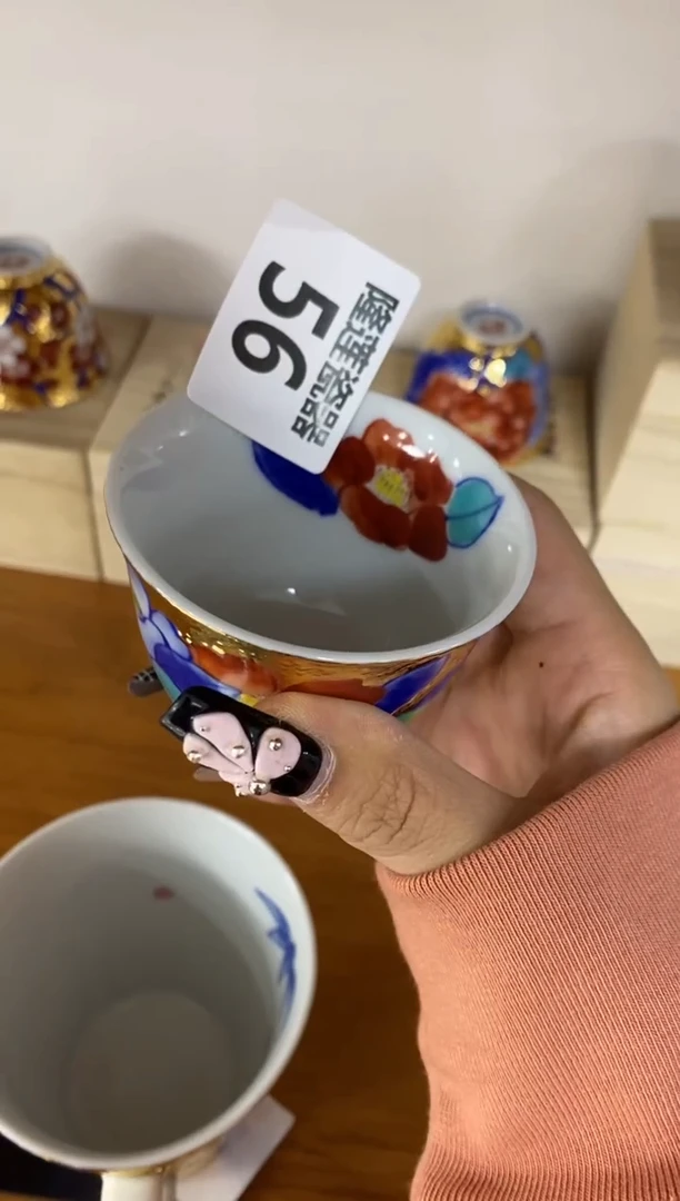 瓷片英*隆莲瓷器欢迎大家