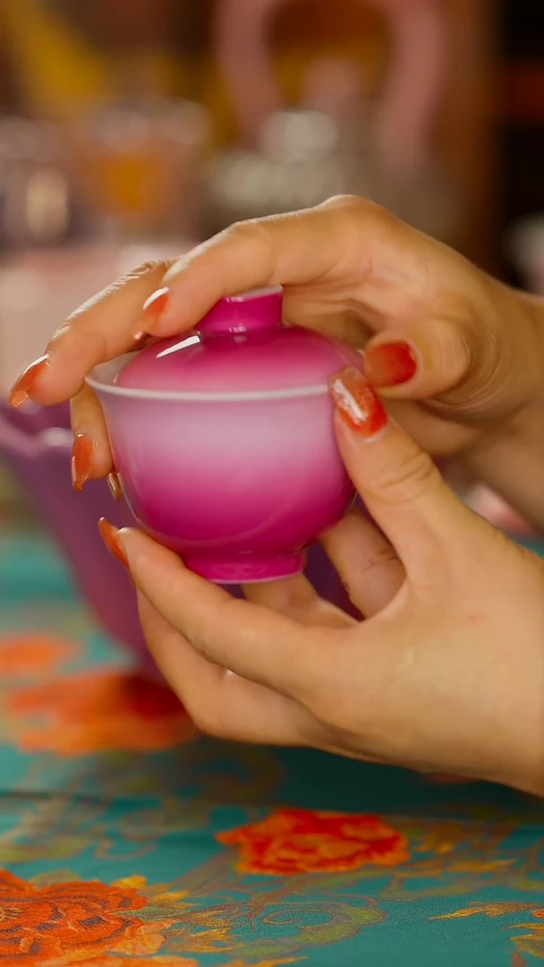 渐变胭脂红盖碗      1