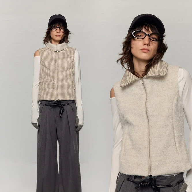 出逃赤岗西正反两穿 复古格子羊毛外穿拉链马甲背心