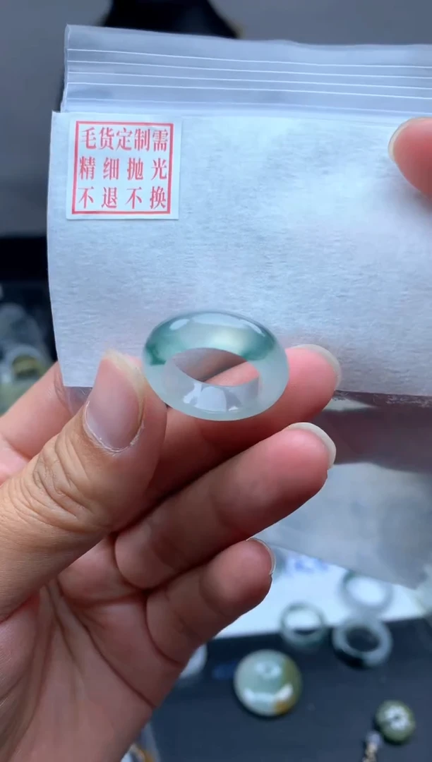 定制翡翠未镶嵌毛货需精细抛光戒圈10#