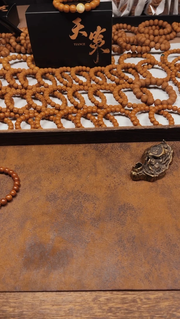 【闪购商品】柏香籽/百香籽手串顺纹莲花桩