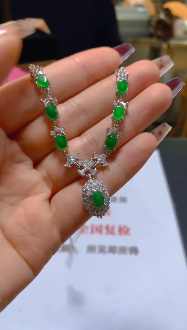 颈饰未镶嵌翡翠多样性发一