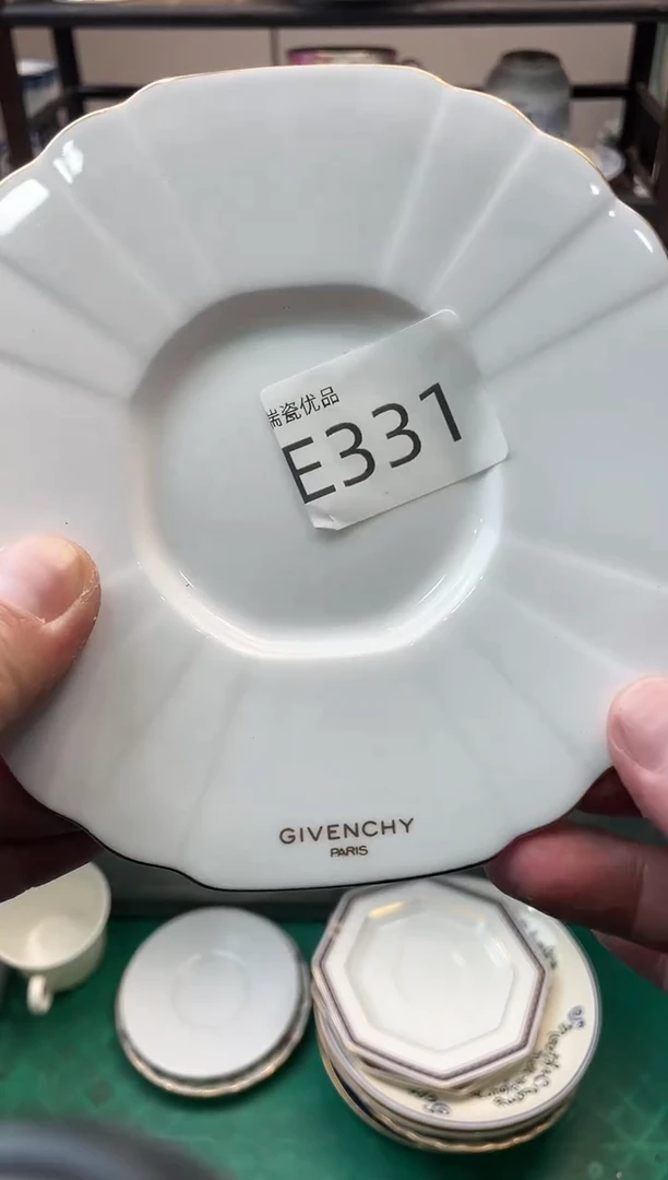 清***柔瑞瓷甄选瓷器18包邮E331