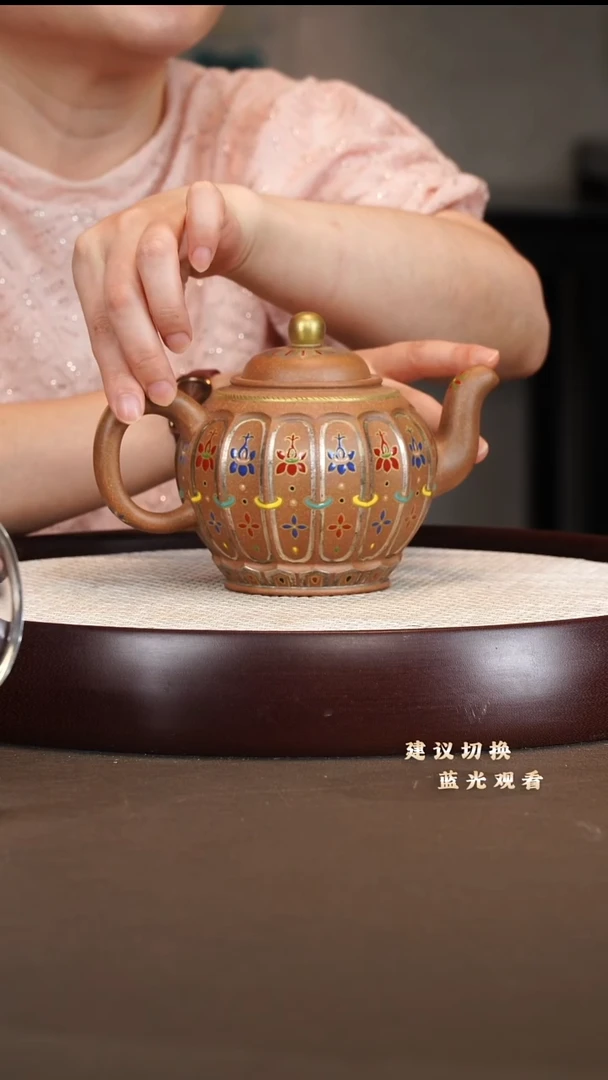 茶壶紫砂邵沛华  亭亭玉立 珐琅彩 450cc