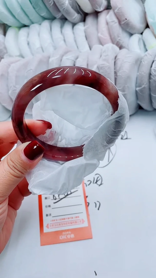 【闪购商品】石英质玉手镯未镶嵌T80-64-65