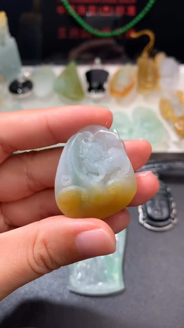 未镶嵌定制翡翠