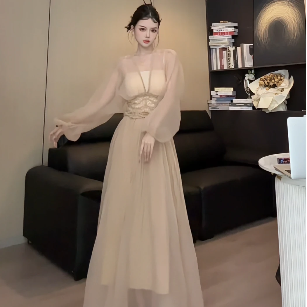 仙气飘飘宫廷风刺绣封腰网纱气质女神必备连衣裙新款