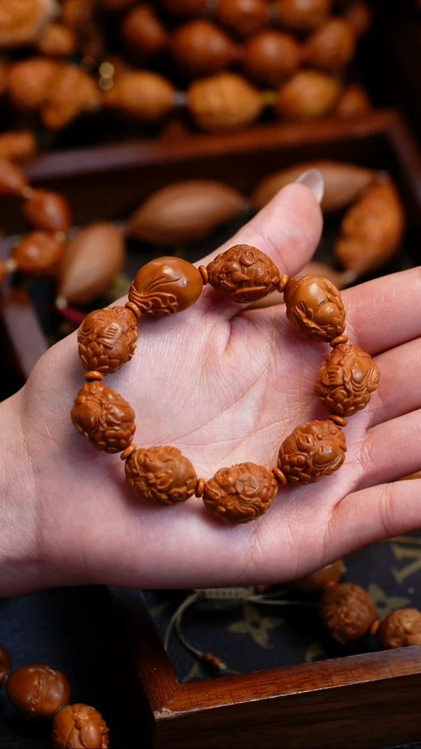 【闪购商品】橄榄核吊坠苏工橄榄核